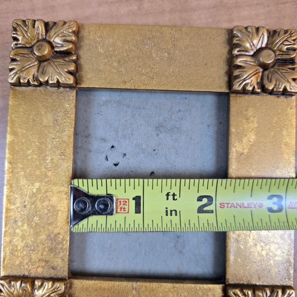 Picture Photo Frame Brass/Copper Tone 2x2.5 picture 4x4.5 Frame Flowers
